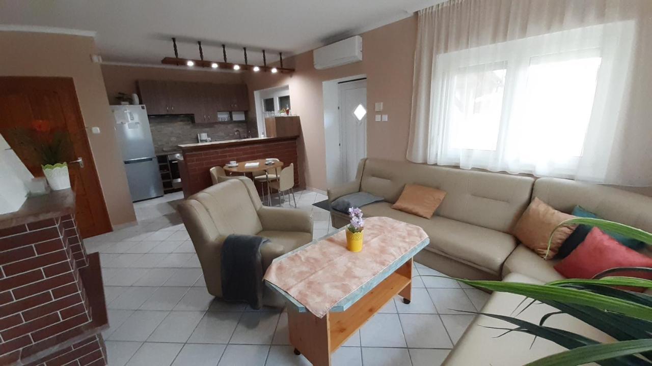 Vizparti Nyaralo Villa Fonyod ภายนอก รูปภาพ